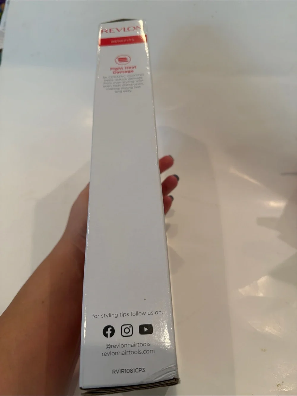 NWT Revlon 1 1/4” Ceramic Barrel Curling Iron Unopened Untested